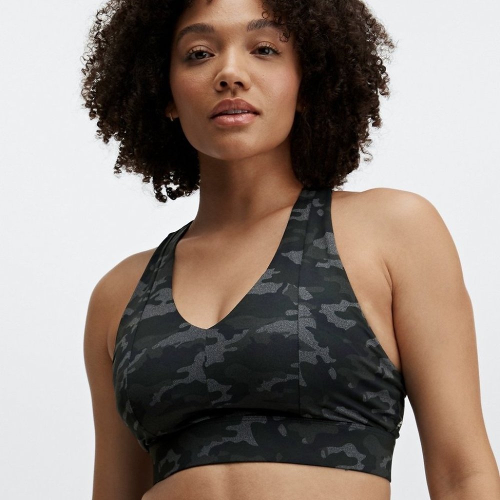 RARE FABLETICS ON THE GO MEDIUM SUPPORT SPORTS BRA POCKET CAMO NWT 1X XL XXL